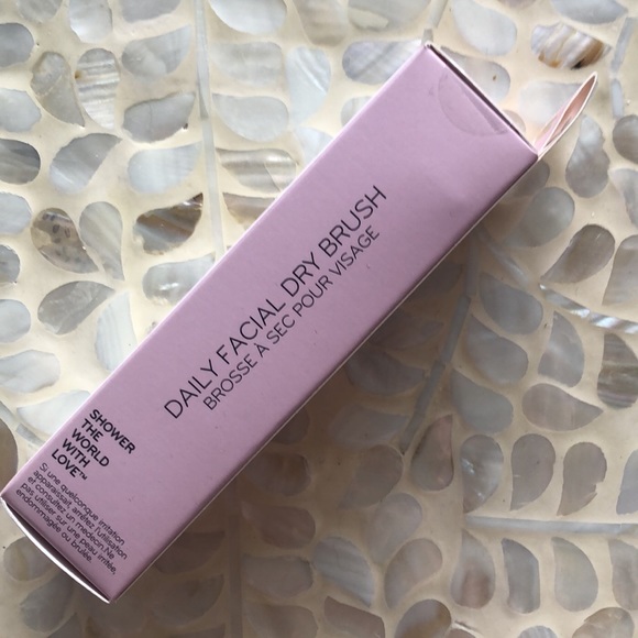 Daily Facial Dry Brush - Picture 10 of 14